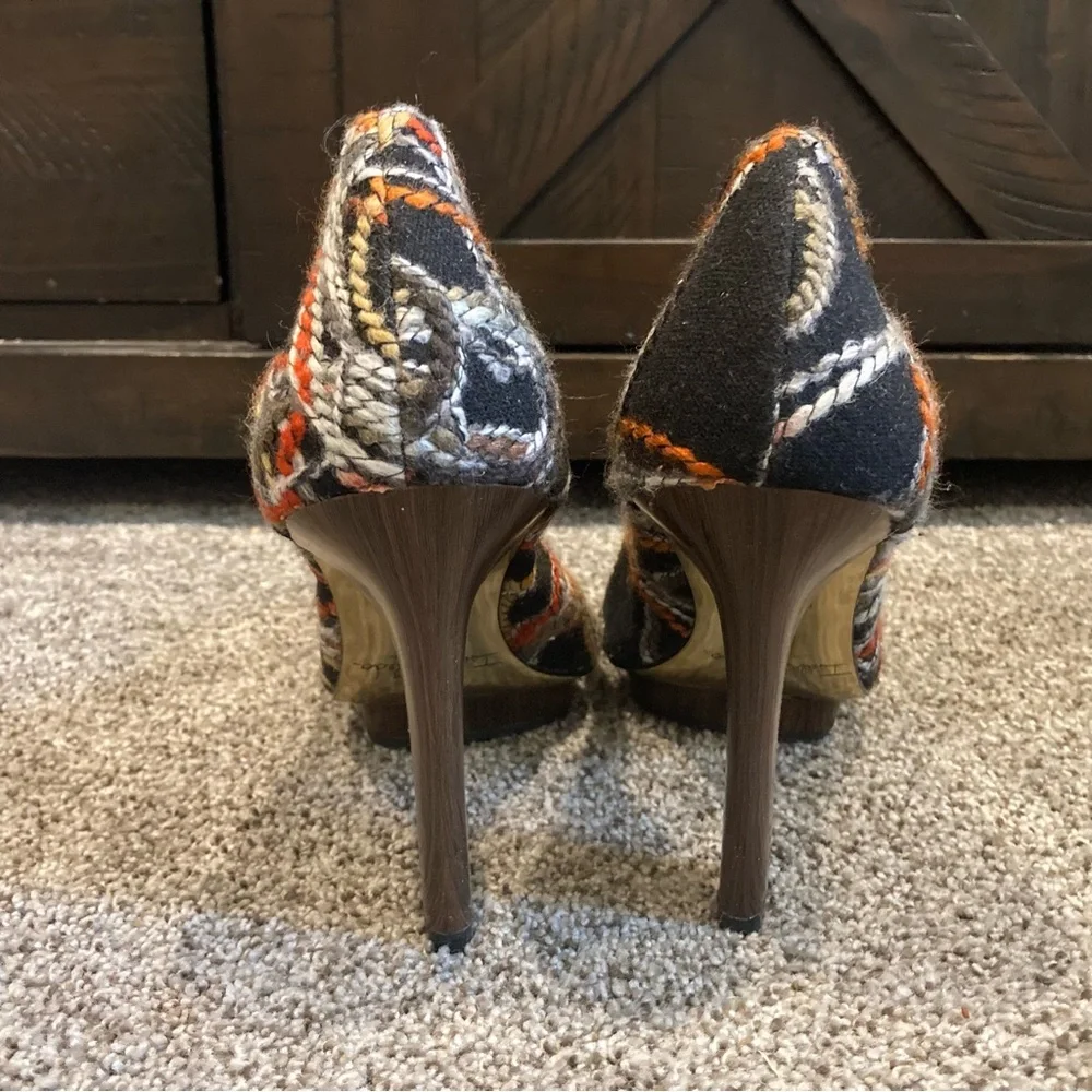 Isabel Toledo Multi-Knitted Shoes; Woven Yarn with Wood Heel - Size 9